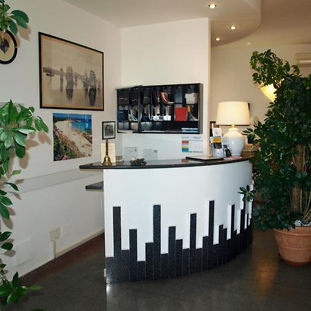 Hotel La Conchiglia La Maddalena  Kültér fotó