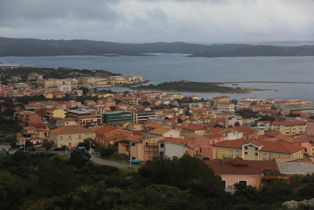 Hotel La Conchiglia La Maddalena  Kültér fotó