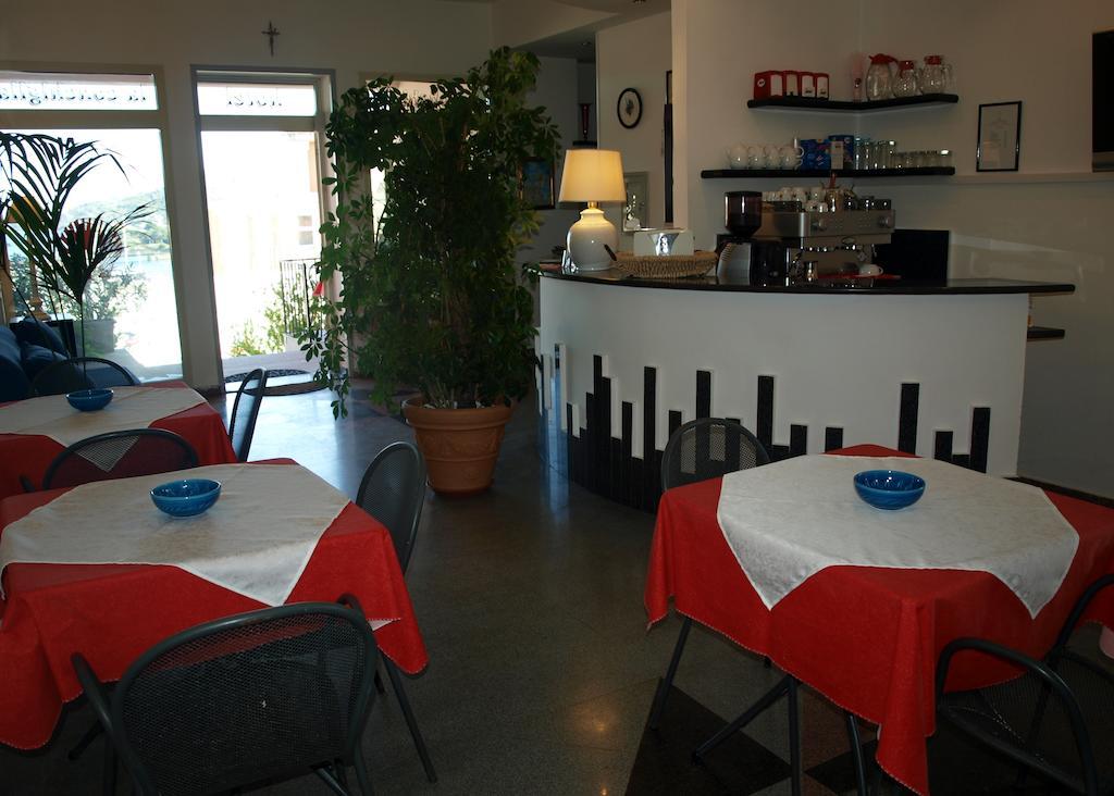Hotel La Conchiglia La Maddalena  Kültér fotó