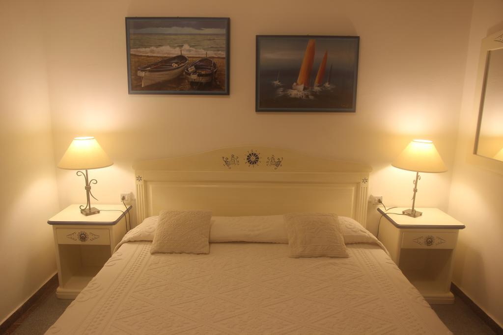 Hotel La Conchiglia La Maddalena  Szoba fotó